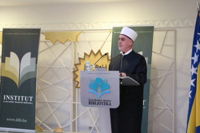 Na kraju svečane akademije obratio se reisu-l-ulema dr. Kavazović 