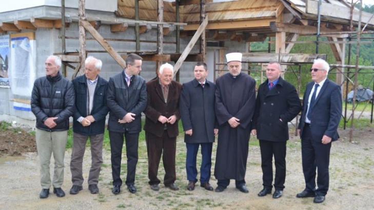 U Bosanskoj Krupi održana tribina „Reis Džemaludin ef. Čaušević i njegov odnos prema vakufu“