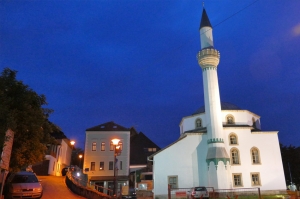 Kako su po predaji sagrađena Esma Sultanija džamija i grad Jajce dobili ime?