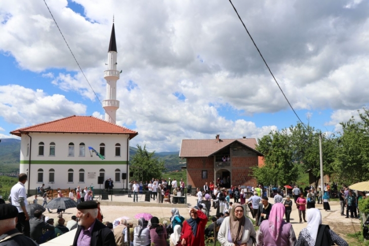 Svečano otvorena džamija u Tolovićima, MIZ Vitez