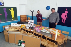 Kiseljak: Vjeroučitelj svojim sredstvima obezbijedio nastavna pomagala u školi