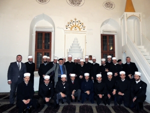 Bihać: Centralnom svečanošću u džamiji  Fethiji otpočeli dani mevluda