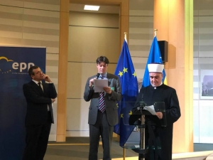 Reisu-l-ulema u Briselu: Bosna ne pamti da se u njoj ispovijedala samo jedna vjera