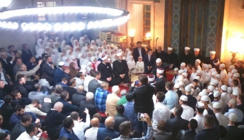 Obilježena mubarek noć Lejletu-l-berat - Promovisana 152 polaznika &bdquo;&Scaron;kole hifza Kur'ana&ldquo; MIZ Sarajevo