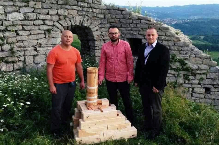 Srebrenik dobio svoj top: Pucnjem topa označeno vrijeme iftara