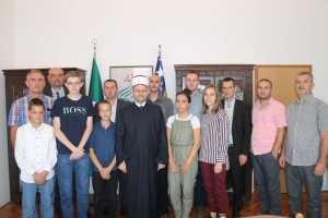 Muftija Dedović s najboljim učenicima