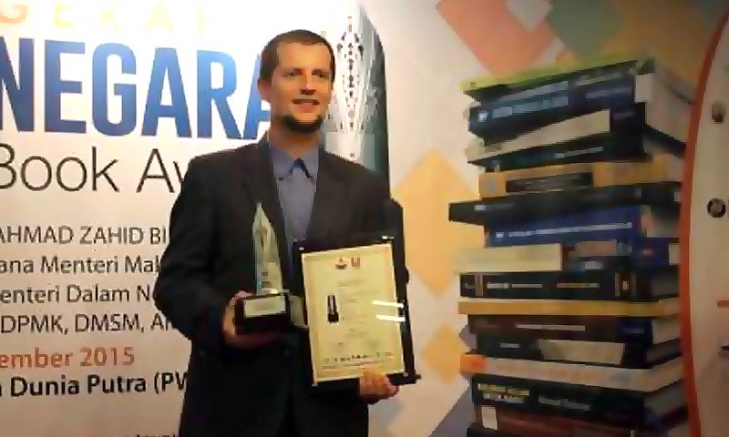 Nagrade - Omer Spahić dobio prestižnu nagradu u Maleziji