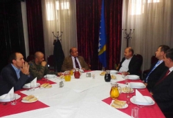 Delegacija Gazi Husrev-begove medrese posjetila Vojno muftijstvo