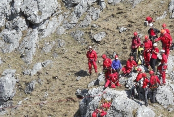Zahtjevna akcija spa&scaron;avanja i izvlačenja preko kanjona