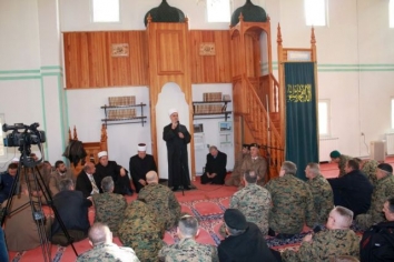 Reisu-l-ulema na Centralnoj mevludskoj svečanosti u Oružanim snagama BiH