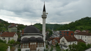 Džemat Prozor broji oko 350 članova/ domaćinstava, odnosno oko hiljadu osoba (Foto: Pogled na Prozor iznad Mahalske džamije)