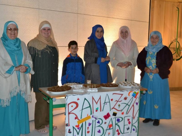 Livno: Slatko čašćenje u svim džamijama povodom nastupajućeg mjeseca Ramazana