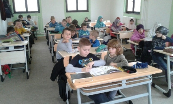 Djeca mekteba Lukovo Polje za djecu Sirije