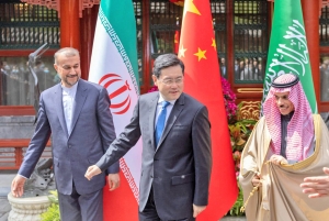Kineski ministar vanjskih poslova Qin Gang bio je 6. aprila, ove godine, domaćin u Pekingu svojim kolegama Hosseinu Amirabdollahianu iz Irana i princu Faisalu bin Farhanu Al Saudu, iz Kraljevine Saudijske Arabije. (FOTO: Iransko ministarstvo vanjskih poslova)
