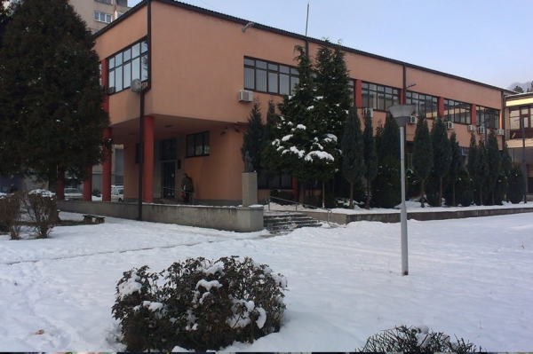 Osuđen nasilnik koji je napao  majku i kćerku s mahramom