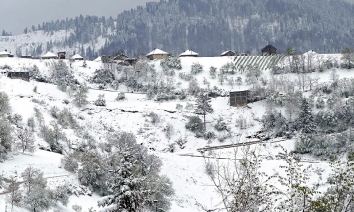 &Scaron;erići kod Zenice Selo hodža, hadžija i vjernih čitalaca Preporoda