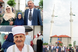 Džamija u Hadžićima, Kozarac - Dijaz i Remiza Hadžić sa unukom Dejnom - Adil ef. Solo penzionisani imam